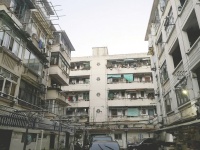 上海学区房“最强阵地”失守 两年不到每平方米跌近5万元