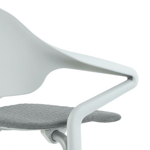 Herman Miller与德国设计大师Stefan Diez 联手推出革新之作—Fuld座椅