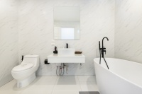 卫生间周边墙根渗水原因，卫生间装修怎样做防水？