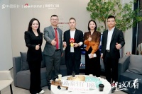 “潮这儿看”超级探展团走进新豪轩门窗