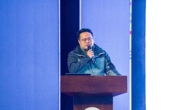 越己为峰 全力以赴！兔宝宝家居召开员工动员大会