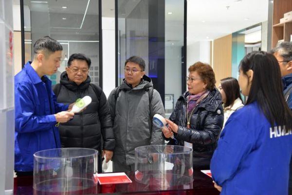 中国建材市场协会到访惠达卫浴 双方共话行业健康发展