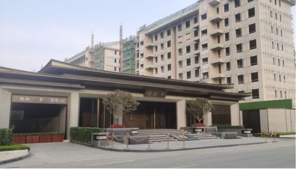 产品规划没赶上“好房子”，地段被评“不如海淀”，朝阳奶西高端盘为何风光不再？