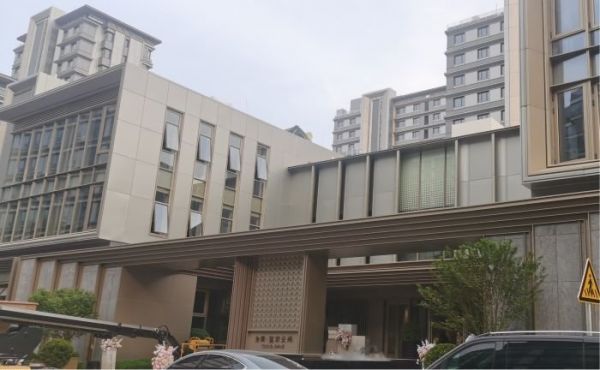 产品规划没赶上“好房子”，地段被评“不如海淀”，朝阳奶西高端盘为何风光不再？