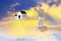 7分抢光288套房！“抢房”再现？房价还会涨吗？购房者能买房吗？