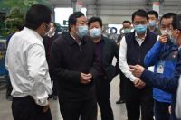 咸宁市市长王远鹤莅临湖北和乐门业视察指导工作