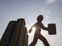 开发商宣布4月起“提价”，房价下跌没戏？两个报告揭露“真相”