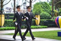 为美好而来 空港新都孔雀城微笑服务 用心弧度