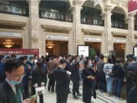 无论单价是1.3万/m&sup2;还是3.2万/m&sup2;,都无法阻止楼市