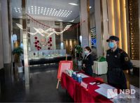 武汉售楼部重启首日:看房需提前预约,现场同时段不能超过10人