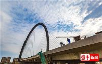 “看见”镜湖(5月21日)——官渡大桥展雄姿