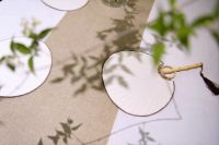 品韵东方,邂逅花与团扇的高阶玩味