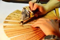 直播带货成“网红”，百年王星记扇子的掌门人孙亚青火了