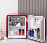 ​化妆品也有专属冰箱？连美妆博主都爱的HCK哈士奇来啦！