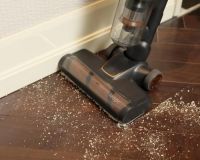 莱克立式无线吸尘器轻便省力吸力强劲，更懂你的需求