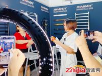 首届云上广交会开幕，SHARNDY想的电热毛巾架双语直播带货