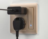 家的免拔插五孔，是新时代人们理想中的插座！