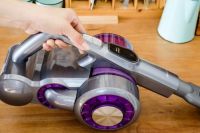 吉米上手把吸尘器轻松顺手，宝宝之家也能净享轻松时光