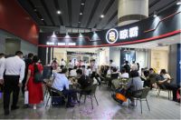 广州建博会上晾霸智能晾衣机热度不减，霸气依然