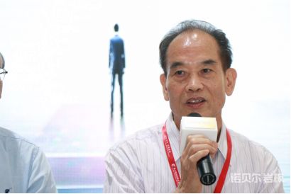 中国建筑材料流通协会首席专家、新锐榜评委会主席黄芯红
