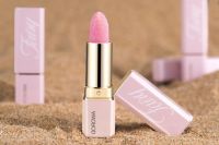 彩妆市场持续增长 小山美创开拓文艺美妆新航道