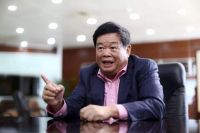 曾建议卖掉多余房子的曹德旺：早猜到2020年，党报：实干兴邦