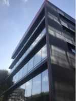 ​陶博会最强“烧烤摊” 诺贝尔展位肉香四溢