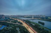 龙城大街房价一路看涨,又一品牌房企拿地抢驻