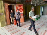 华浔品味装饰集团董事长率队突击检查在建工地，并慰问一线家人、送清凉