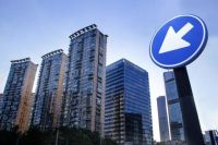 “打地鼠”式调控来袭，房价会大跌吗？一个“坏消息”传来了
