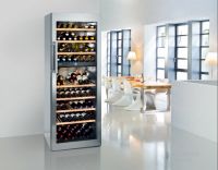 德国LIEBHERR利勃海尔高端酒柜，独立三温区打造灵活储酒新体验！