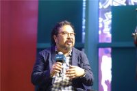 超越意大利现代设计 华裔设计师黄光龙开讲