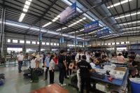 对不起，这样的门窗我们不卖也不生产！