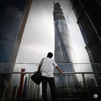 深圳底色①|深漂13年，我相信了“童话、英雄和魔法”