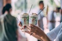 鉴传世府宅,品茶颜悦色,打卡当红新中式院墅