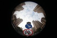 一大批开发商或迎来破产，为何仍“死撑”不降价？曹德旺一语中的