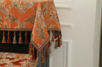 抵御灰尘“袭击” 佐轩居家布艺为钢琴“披”上“外衣”