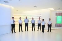 中国建筑防水协会秘书长朱冬青/副会长瞿培华一行赴三棵树总部参观考察