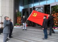 用“辛苦指数”换取“安全指数”——葛洲坝地产党员干部奋战一线的故事