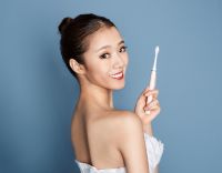 estlife百灵电动牙刷：开启电动牙刷的灵巧时代