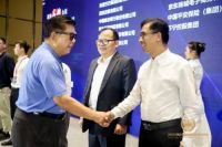 四季沐歌荣获自主品牌500强,李骏荣获清洁采暖创新人物