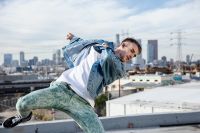 秋日健身好帮手 WF-XB700助你拥有好身材