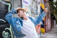 秋日健身好帮手 WF-XB700助你拥有好身材