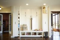 爱琴格定制攻略:玄关鞋柜这样设计,碰上雨季也不用怕!