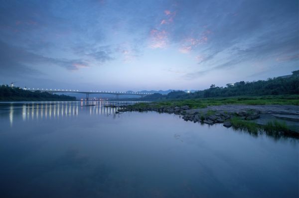 香港置地壹江郡·江峯墅丨金州大道，嘉陵江岸，唯此江湾合院墅-中国网地产