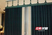 窗帘该怎么装？整体风格和功能性区分是关键