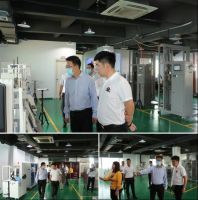 小榄镇薛镇长一行莅临樱花智能锁参观指导