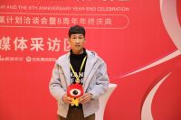 爱漫时云南专卖店负责人潘柏：选对品牌 一往无前