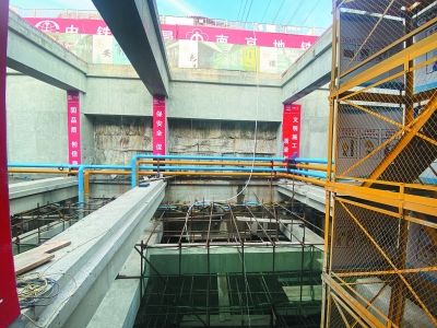 7号线中胜站施工运用“冰雪魔法”-中国网地产