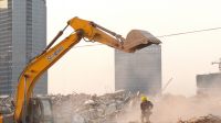 拆迁真要“停止”？2021年起，老宅统统“这样”办，两类人将受益